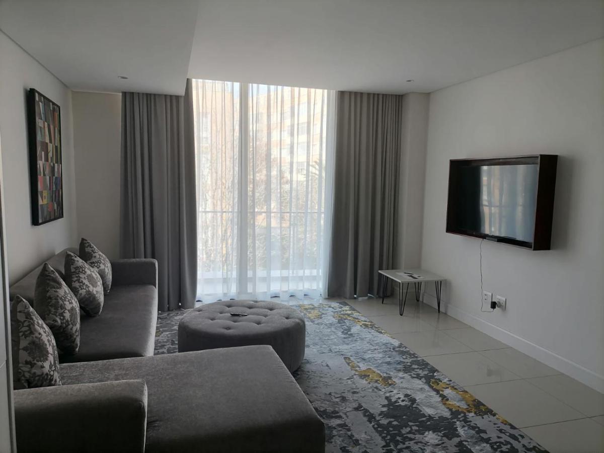 Houghton Suites Johannesburg Bagian luar foto