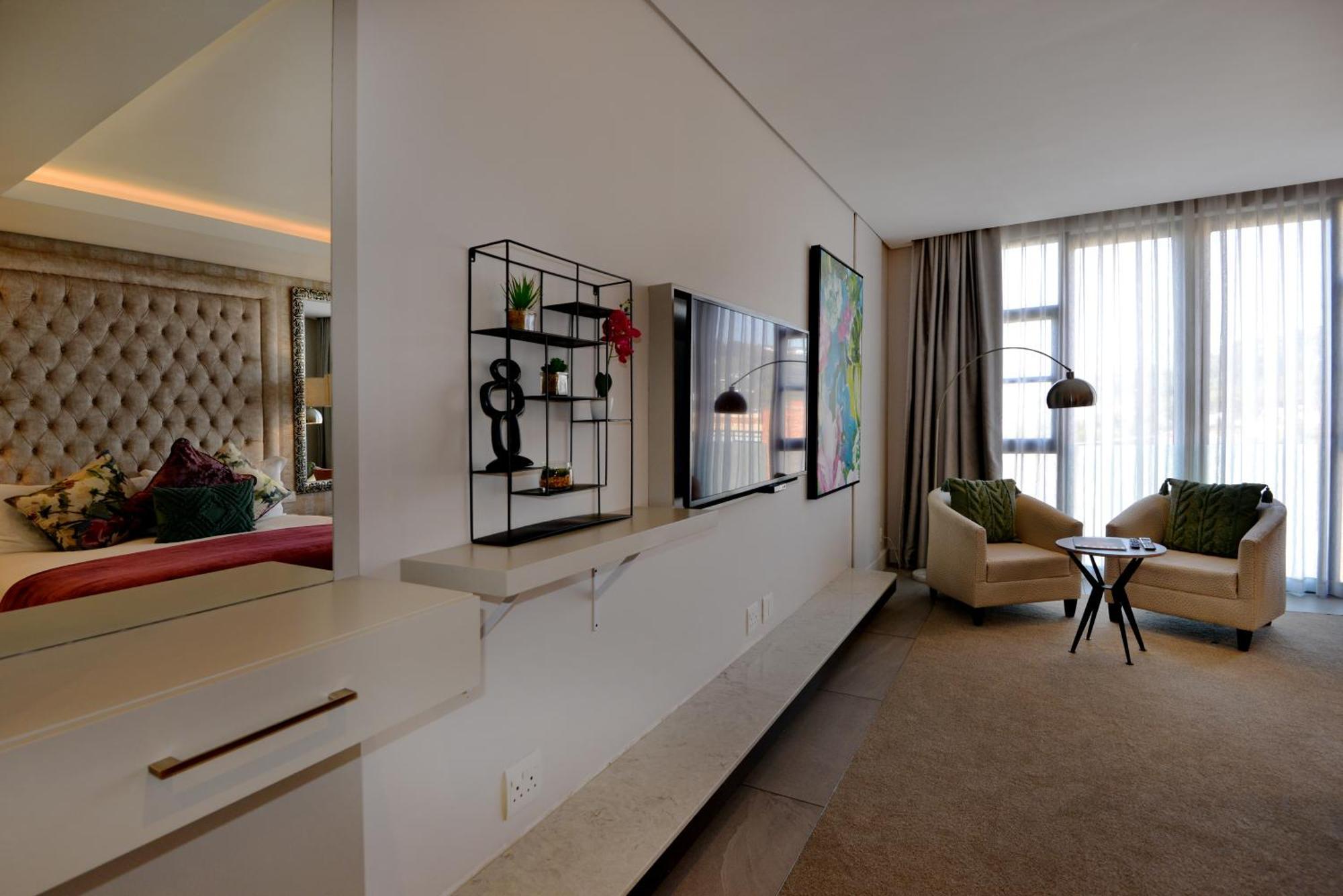 Houghton Suites Johannesburg Bagian luar foto